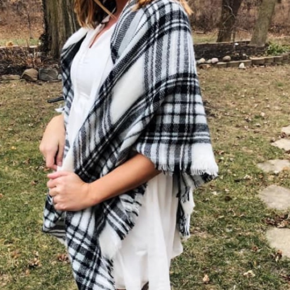Blanket scarf-NWOT